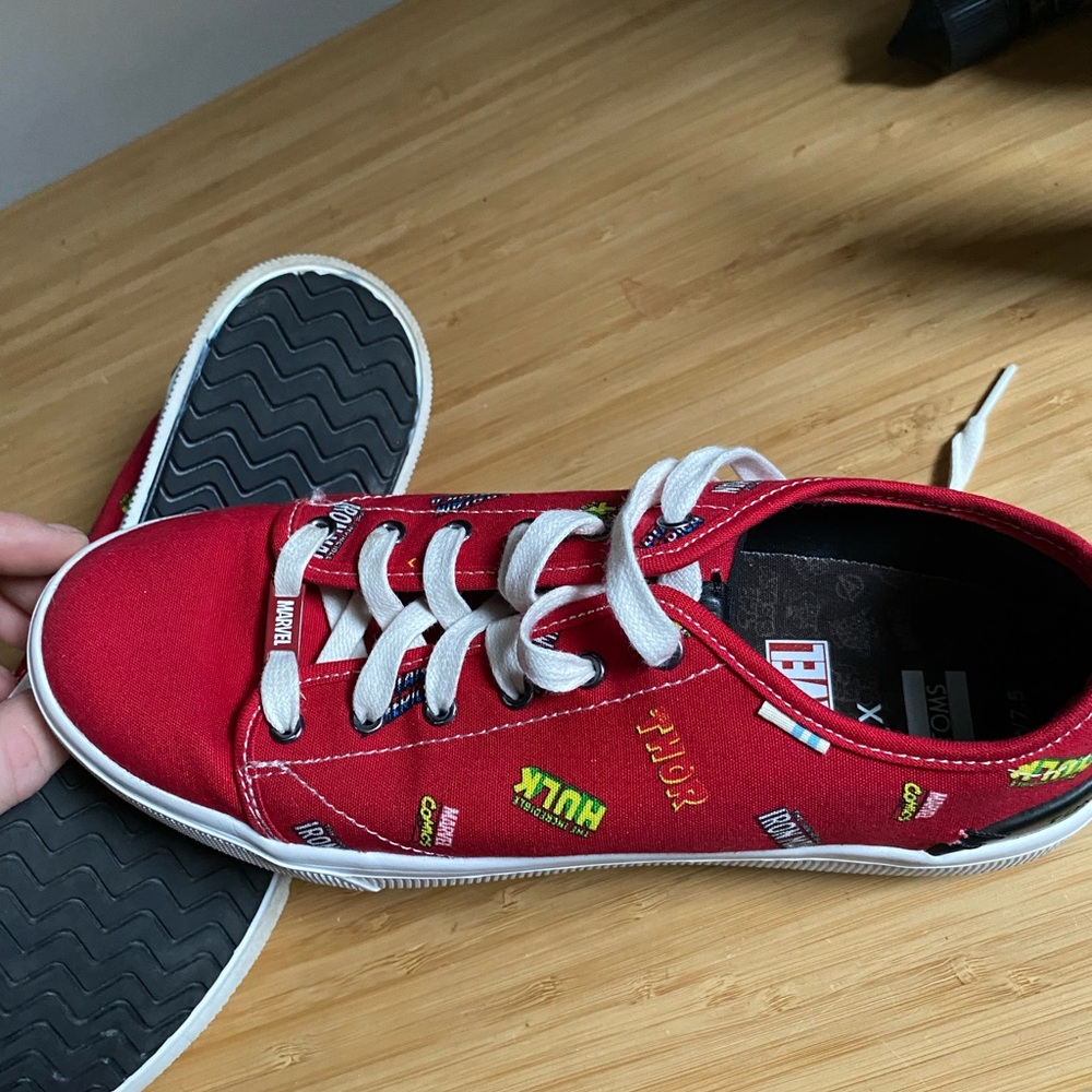 New Without Tags Marvel TOMS